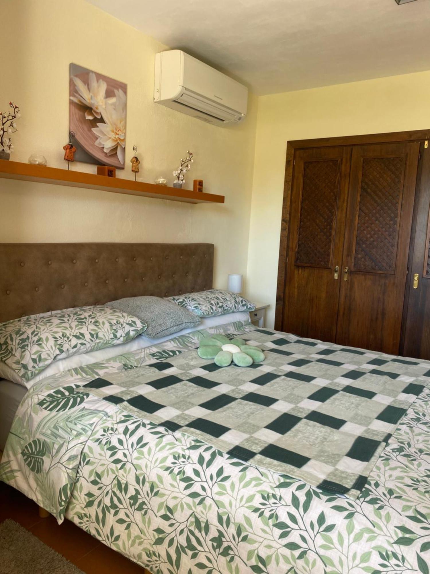 Lägenhet Marina Dor - Cala Egos- Sunny Ground Floor With Large Garden